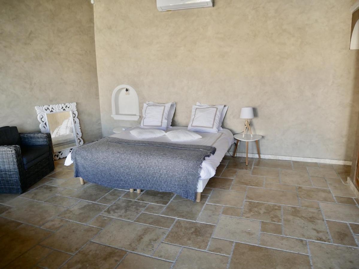 Hotel Le Pool House - Private Jacuzzi - Mas Des Sous Bois Ventabren Exterior foto